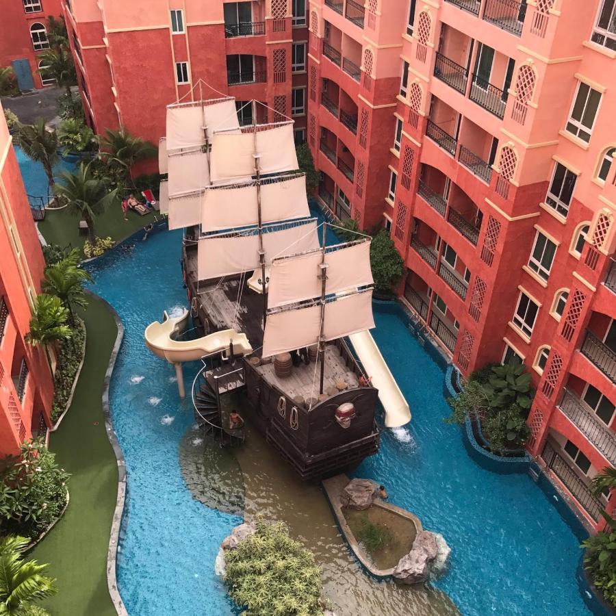 Seven Seas Condo Resort Beautiful Location Jomtien Beach Exteriör bild