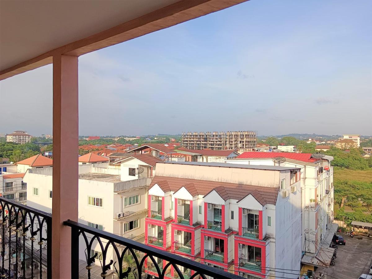 Seven Seas Condo Resort Beautiful Location Jomtien Beach Exteriör bild