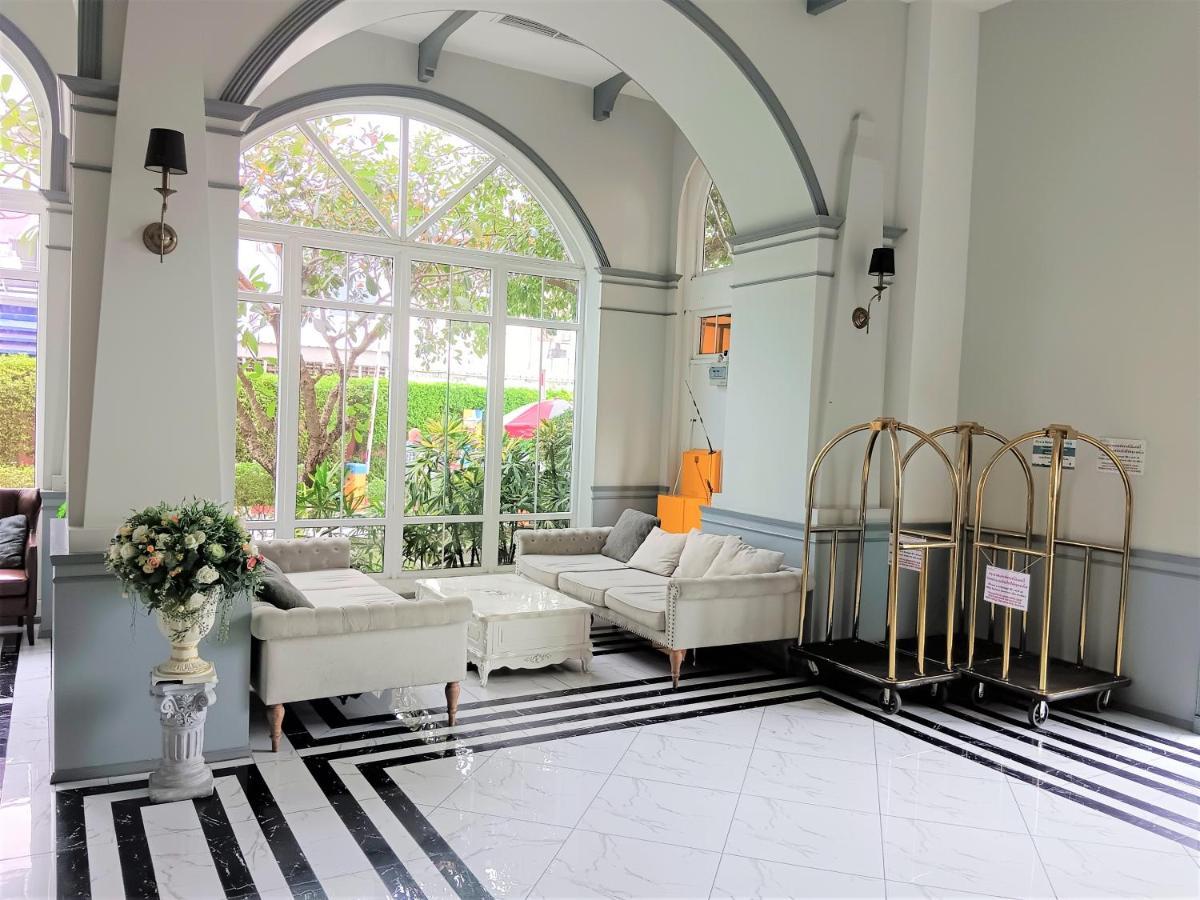 Seven Seas Condo Resort Beautiful Location Jomtien Beach Exteriör bild